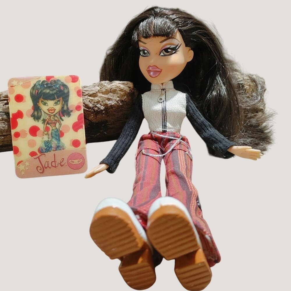 Jade Bratz Doll 2001MGA Hazel Eyes Brown Hair The Xpress It